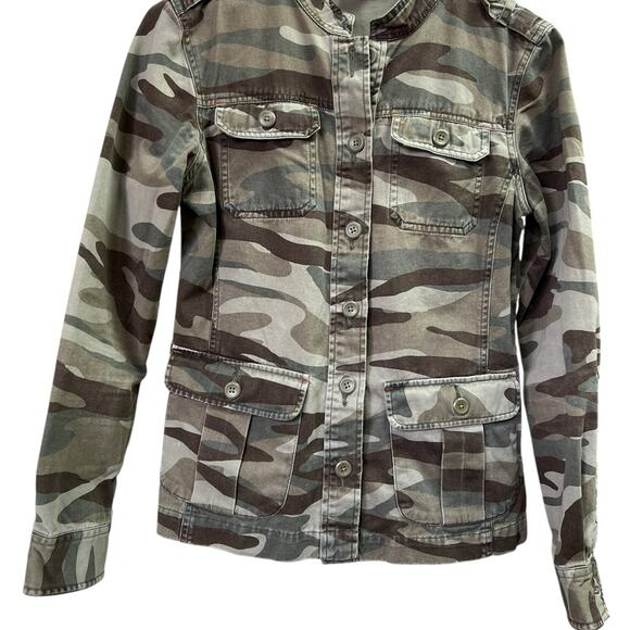 Delia*s women’s M camo button down jacket - Picture 1 of 6